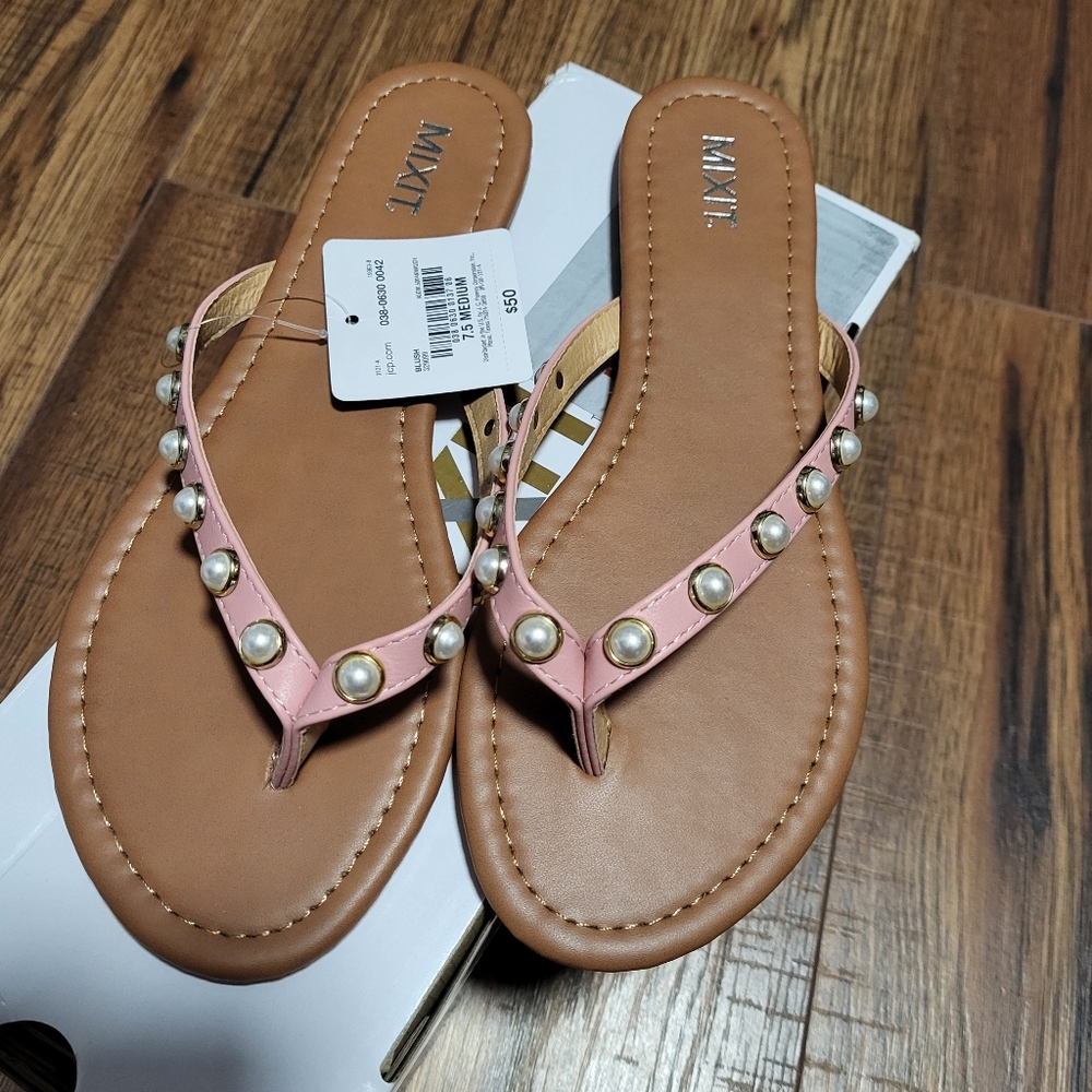 Mixit Womens Matti Flip-Flops.